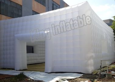 문과 Windows를 가진 큰천막에 의하여 강화되는 솔기 팽창식 사건 천막 PVC 뻗기 건물 천막