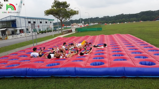경쟁 도전 붓기 튀기 장애물 코스 PVC 매트리스 달리기 붓기 코스 이벤트 장비